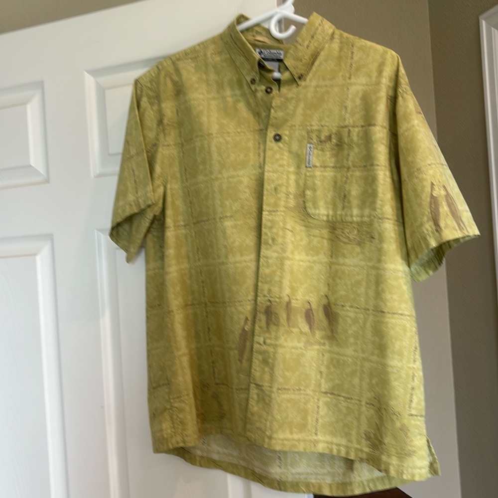 Columbia River Lodge Men’s short sleeve button down shirt